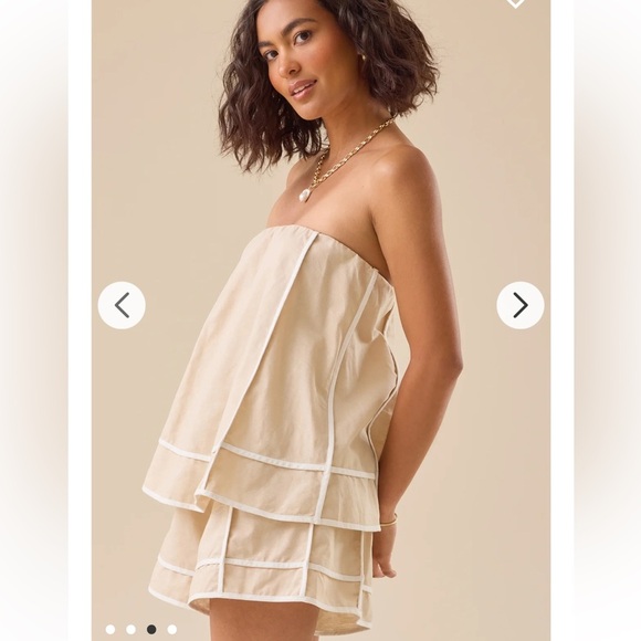 New with tags Altar’d State Adelaide Linen Romper - Picture 3 of 4